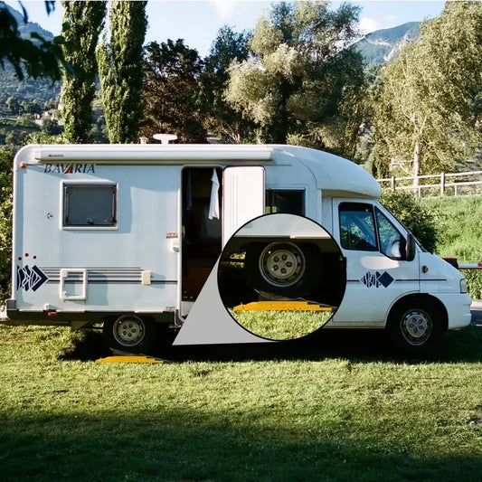 Heavy Duty RV Leveling Blocks With Ramps And Stabilizing Pads